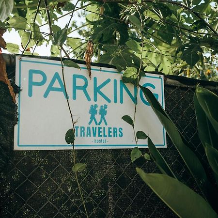 Hostal & Cafe Travelers Santiago Luaran gambar