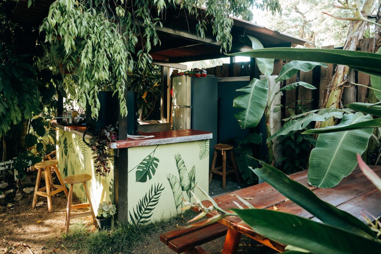 Hostal & Cafe Travelers Santiago Luaran gambar