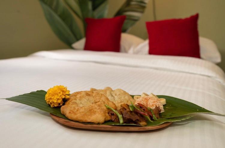 Hostal & Cafe Travelers Santiago Luaran gambar