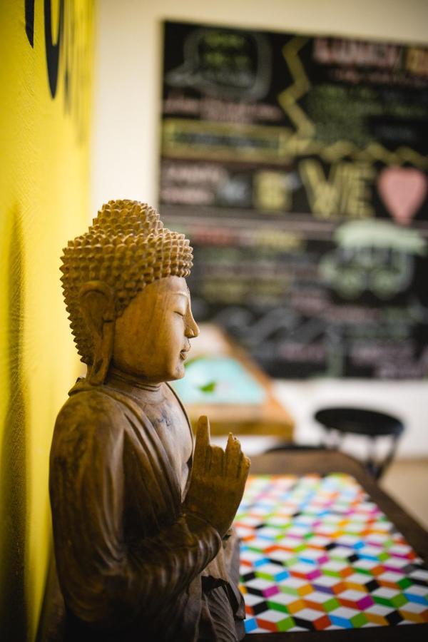 Hostal & Cafe Travelers Santiago Luaran gambar